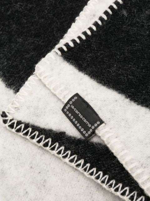 lambs wool patterned throw