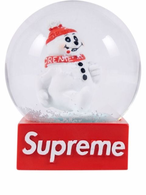 Snowman snow globe