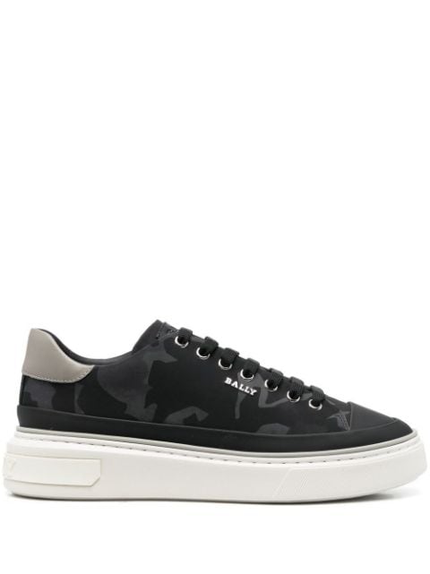 graphic-print low-top sneakers