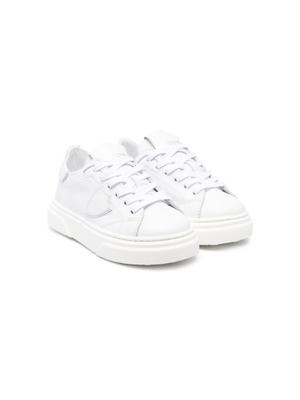 embossed-logo patch leather sneakers