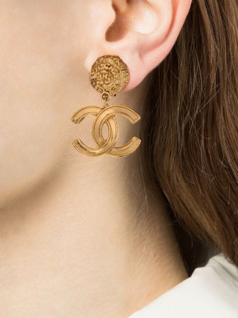 1995 dangle CC earrings