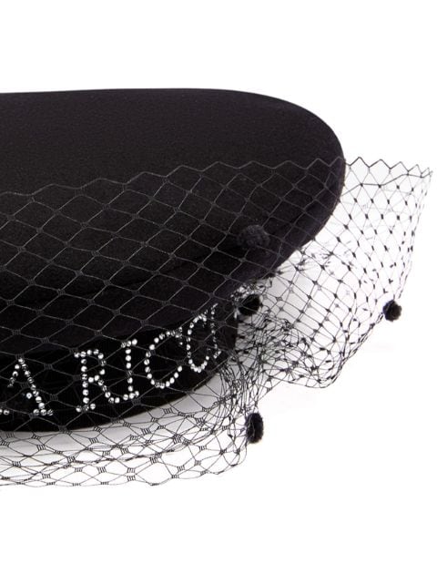 mesh-veil logo-print beret
