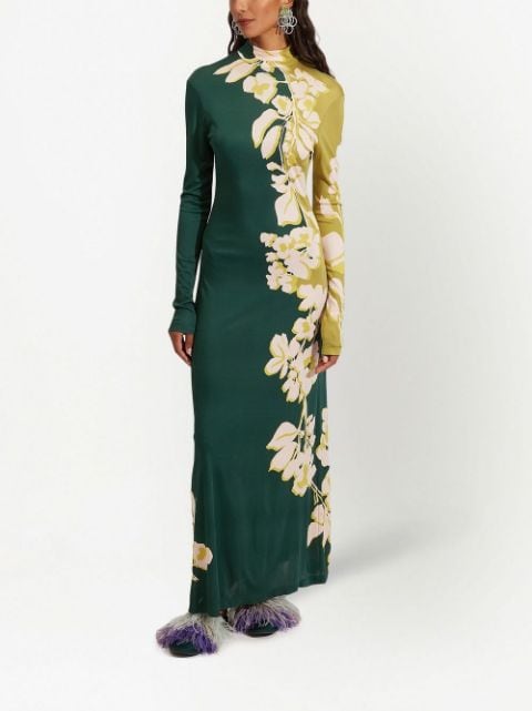 платье с длинными рукавами и цветочным принтом